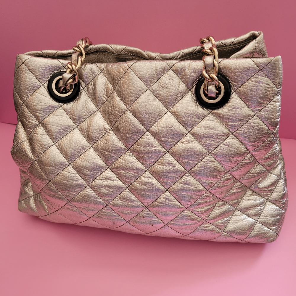 Kate Spade Gold Quilted Shoulder Bag L/N - Picture 3 of 9